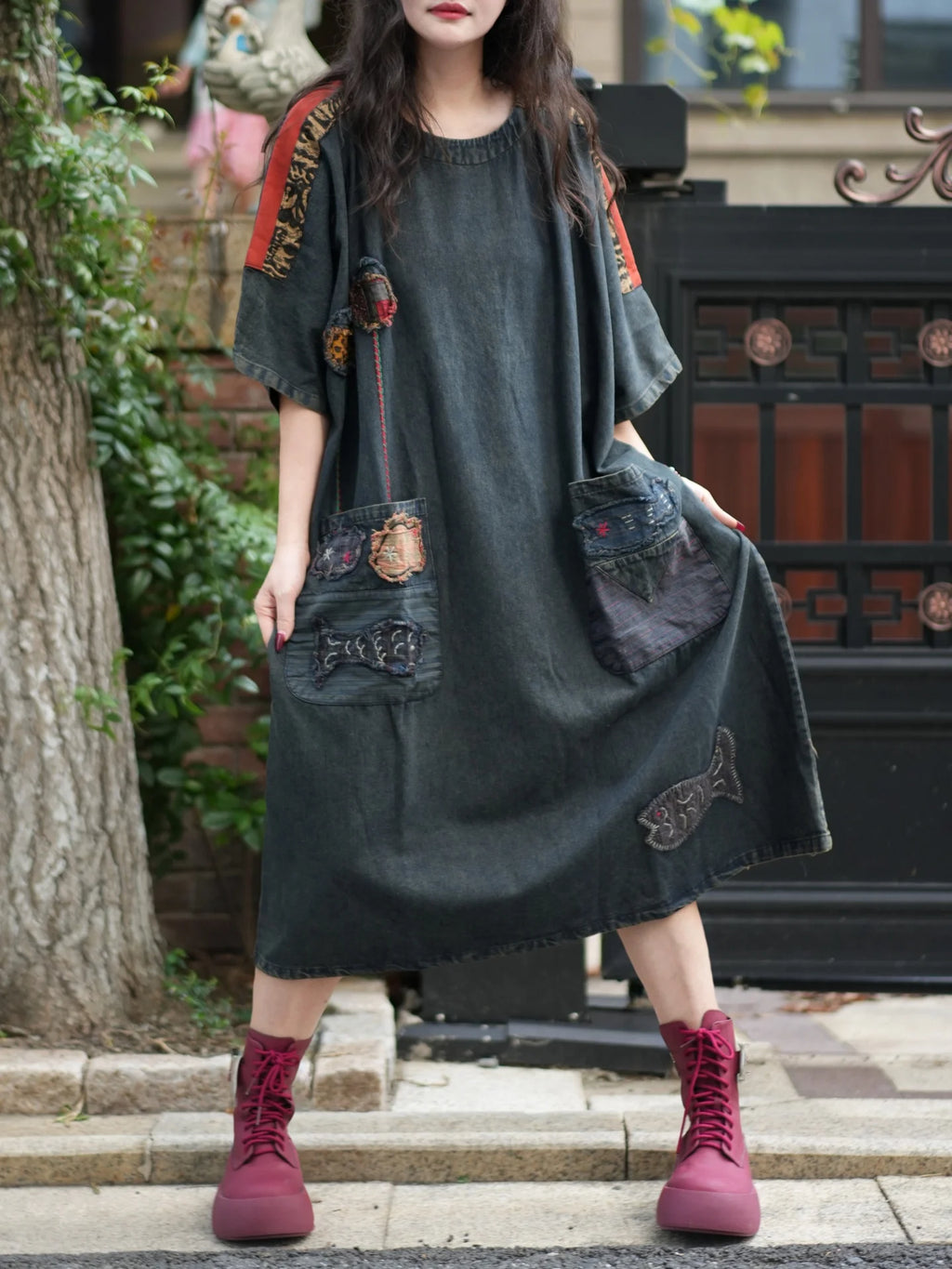 New Arrival Summer Arts Style Women O-neck Loose Long Dress Vintage Embroidery Double Pockets Cotton Denim A-line Dresses XT115