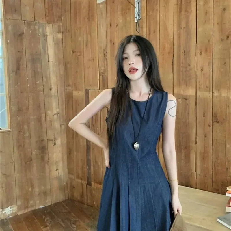 Retro Literary Round Neck Denim Vest Skirt For Women Summer New Loose Slimming Pleated A-line Skirt