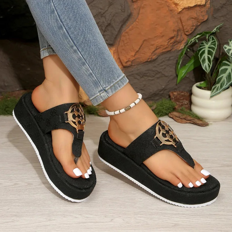 Women Flip-flops Fashion Platform Cool Slippers Summer Open-toe Beach Slippers Retro Embroidered Metal Buckle Designer Slippers