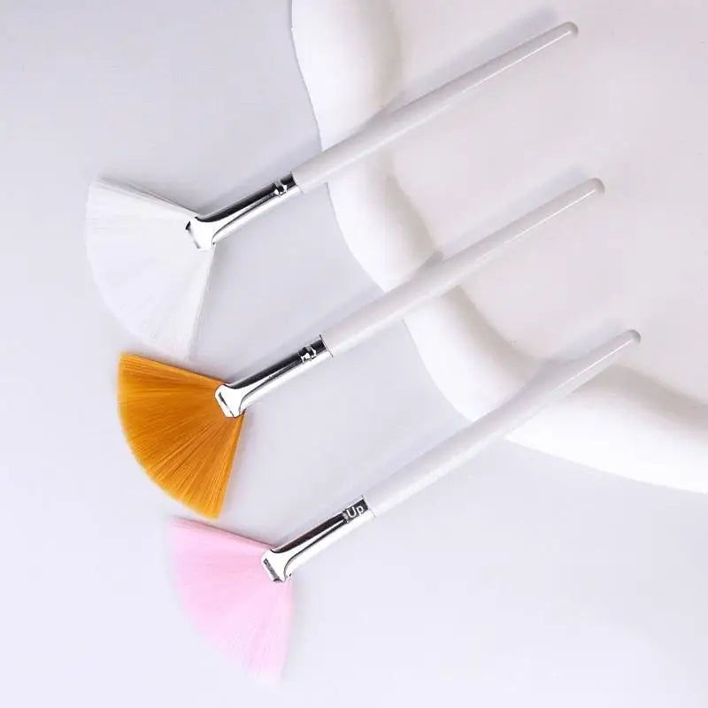 Fan-Shaped Makeup Brush Facial Mask Brush Soft Applicator Brushes Facial Beauty Tool DIY Tool