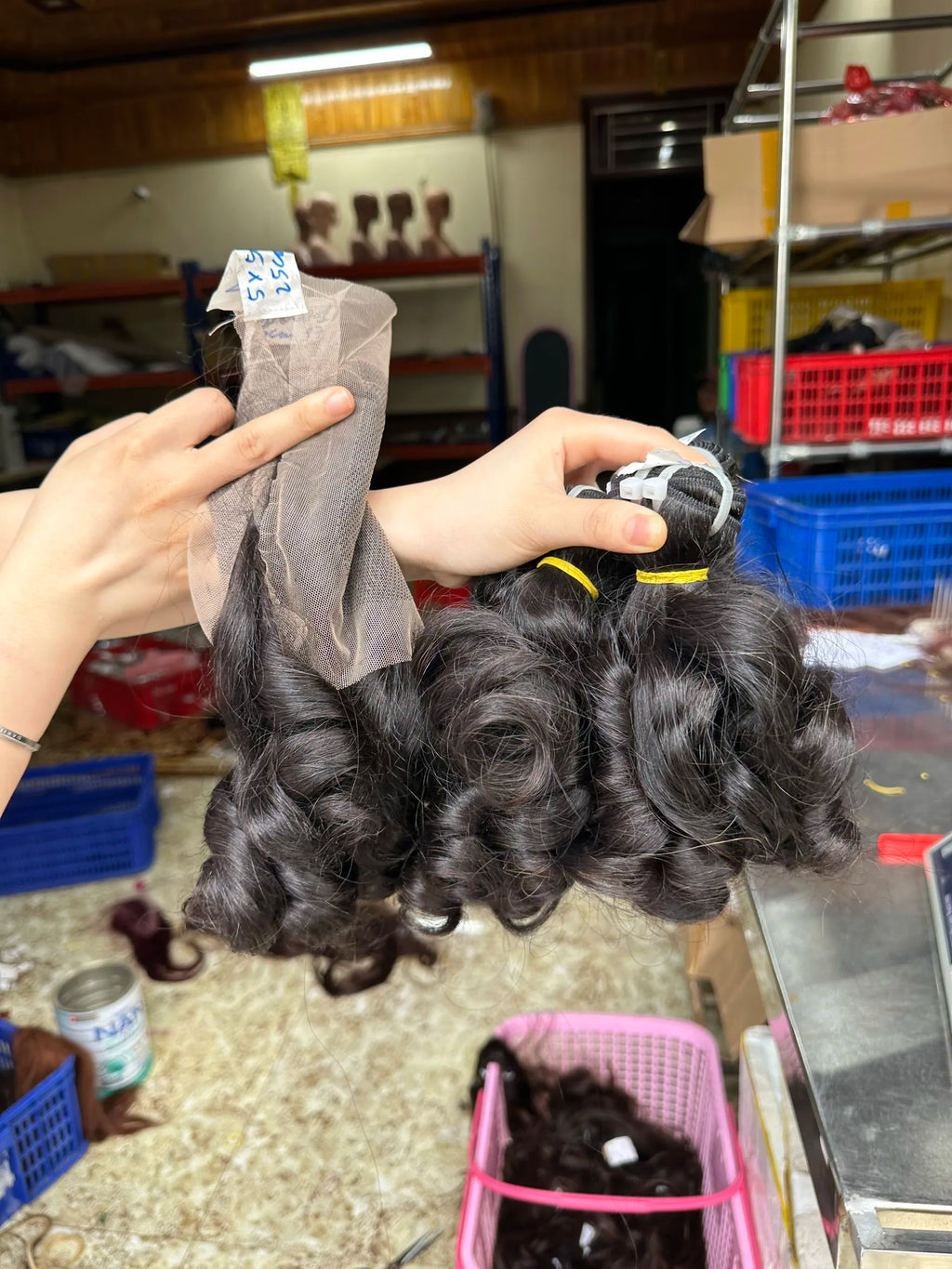 Virgin Raw Vietnamese Wholesale Price Vendors Short Bouncy Curly Hair for Black Women Human Hair Bundles