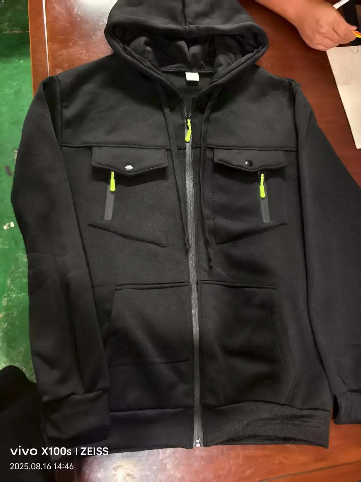 2026 Men's Casual Zipper Hoodie Fashionable Street Style Comfortable Loose Version Autumn/Winter Warm Hoodie Men's Clothing