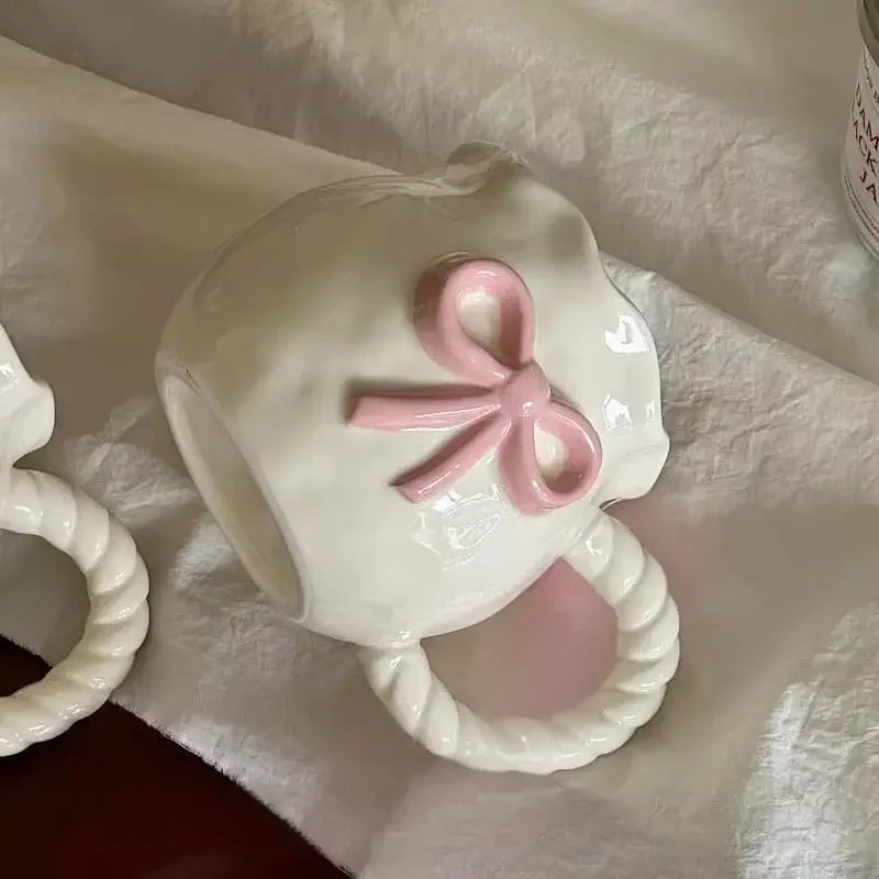 Hand-held bowknot coffee cup, afternoon tea ceramic cup, cute mug