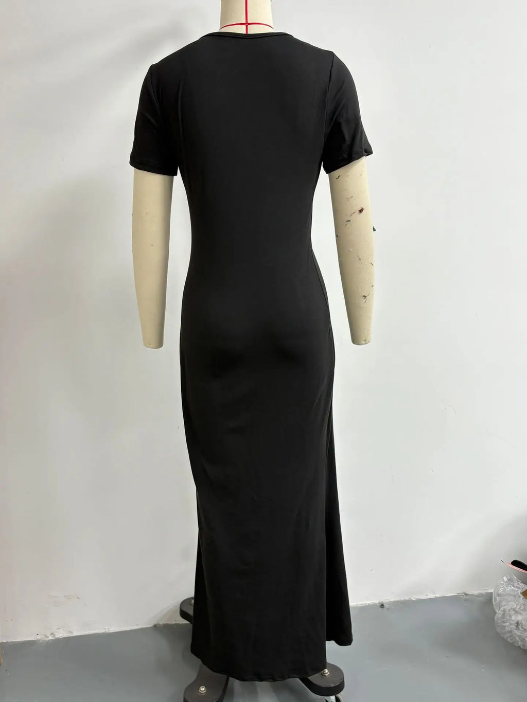 Short-sleeved Solid Color Slim Sexy Waisted Spring And Summer Temperament Dress Women's Round Neck Elegant Long Dress For Dinner