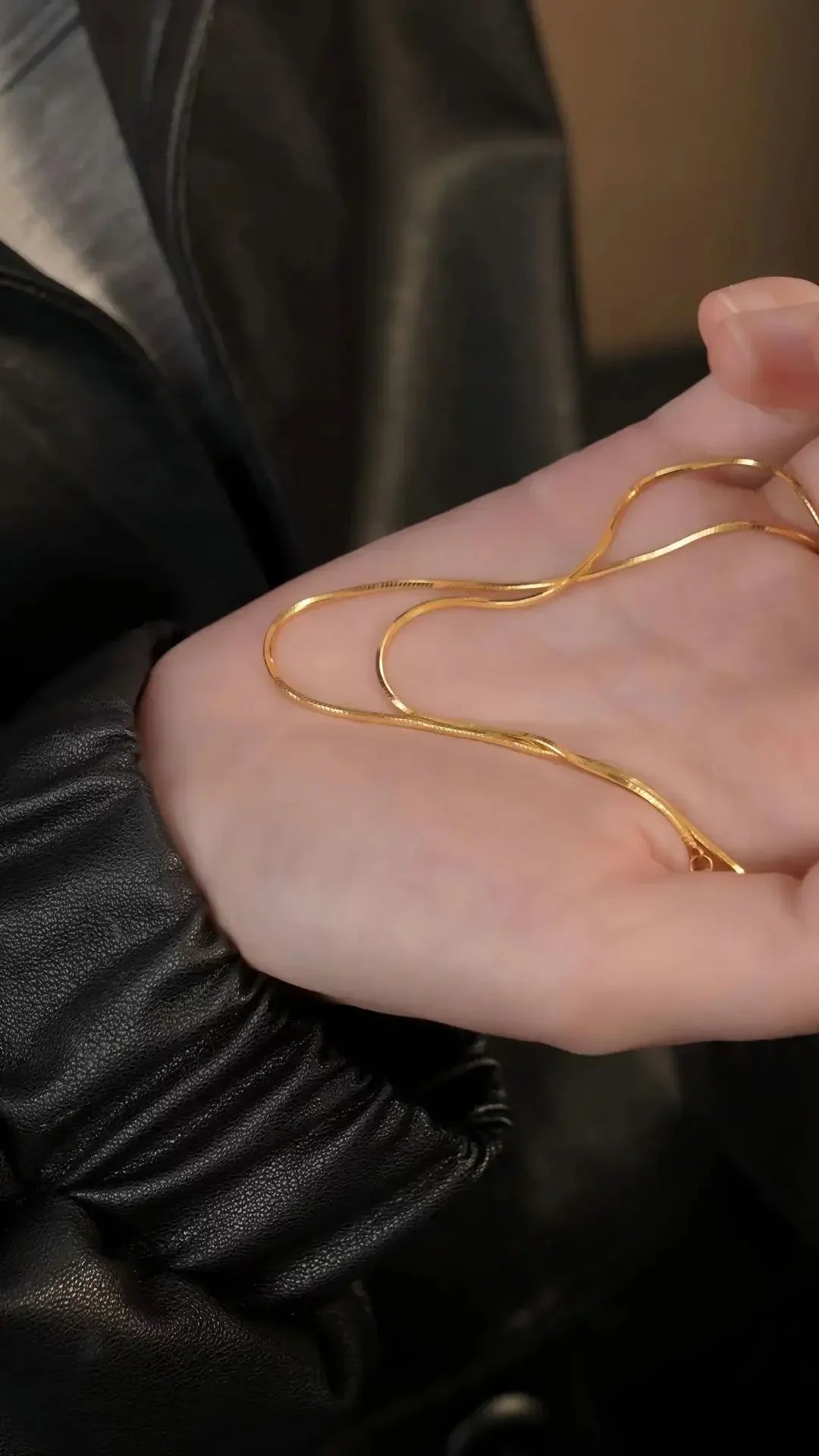 24K 9999 Pure Gold Yellow Gold Snake Bone Chain Necklace, Simple Design for Temperament - enhancing Clavicle Look