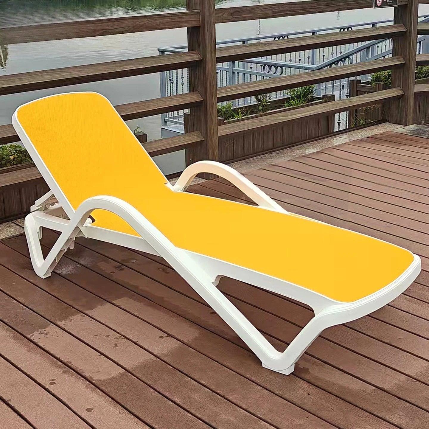 Outdoor bed-in hotel B & B, indoor swimming pool Plastic Teslin loungers