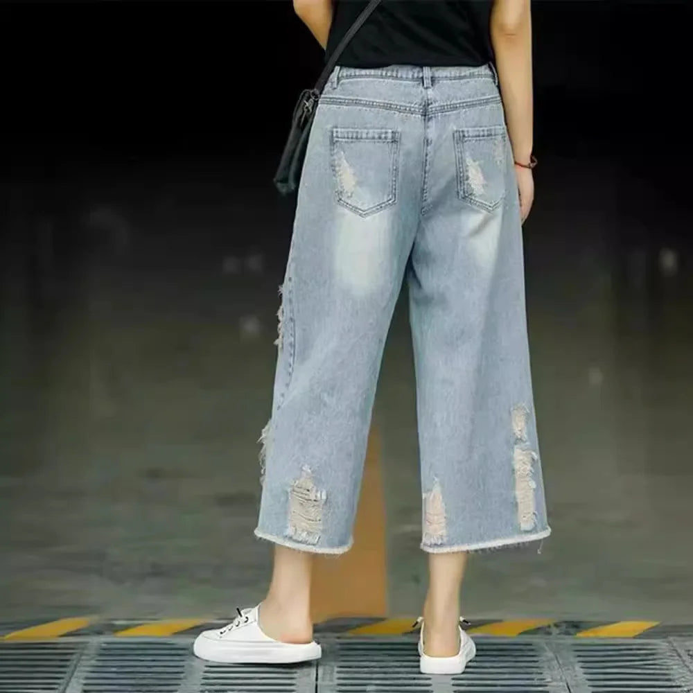 Women's Light Blue Ripped Denim Culottes, High Waist Wide Leg Cropped Jeans, Casual Frayed Hem Loose Fit Pants