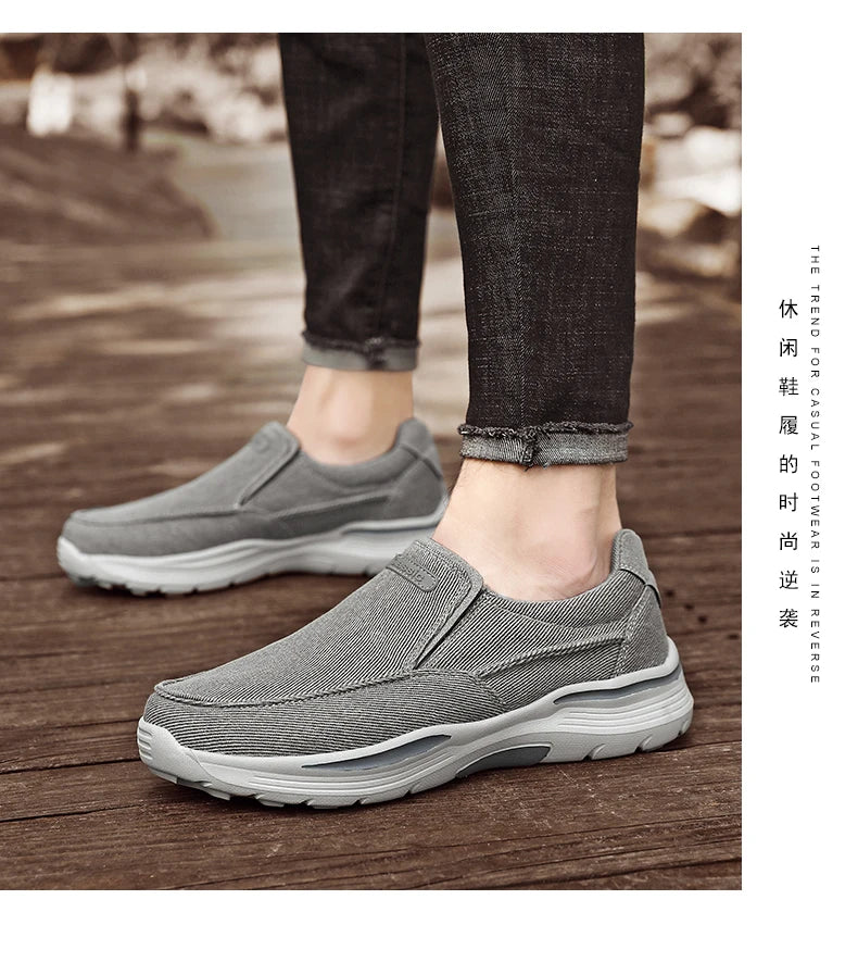 Men's Casual Shoes Canvas Breathable Loafers Men 2025 New Male Comfortable Outdoor Walking Shoes Classic Loafers Men Sneakers