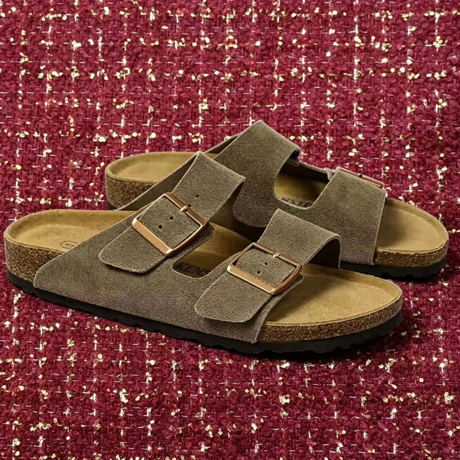 Unisex Trendy Leather Sandals 2026 New Arrival Non-Slip Comfort Casual Narrow Beach Shoes for Spring and Autumn