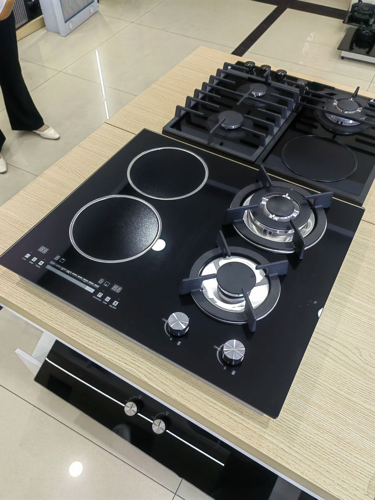 New Products Kitchen Appliances Glass Panel 4 Burners Gas Induction Combined Hob