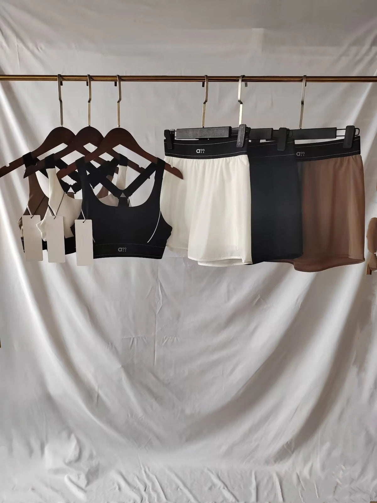 New Sports Yoga Shock-absorbing Comfortable Bra and Quick Drying Short Skirt for The Summer of 2026