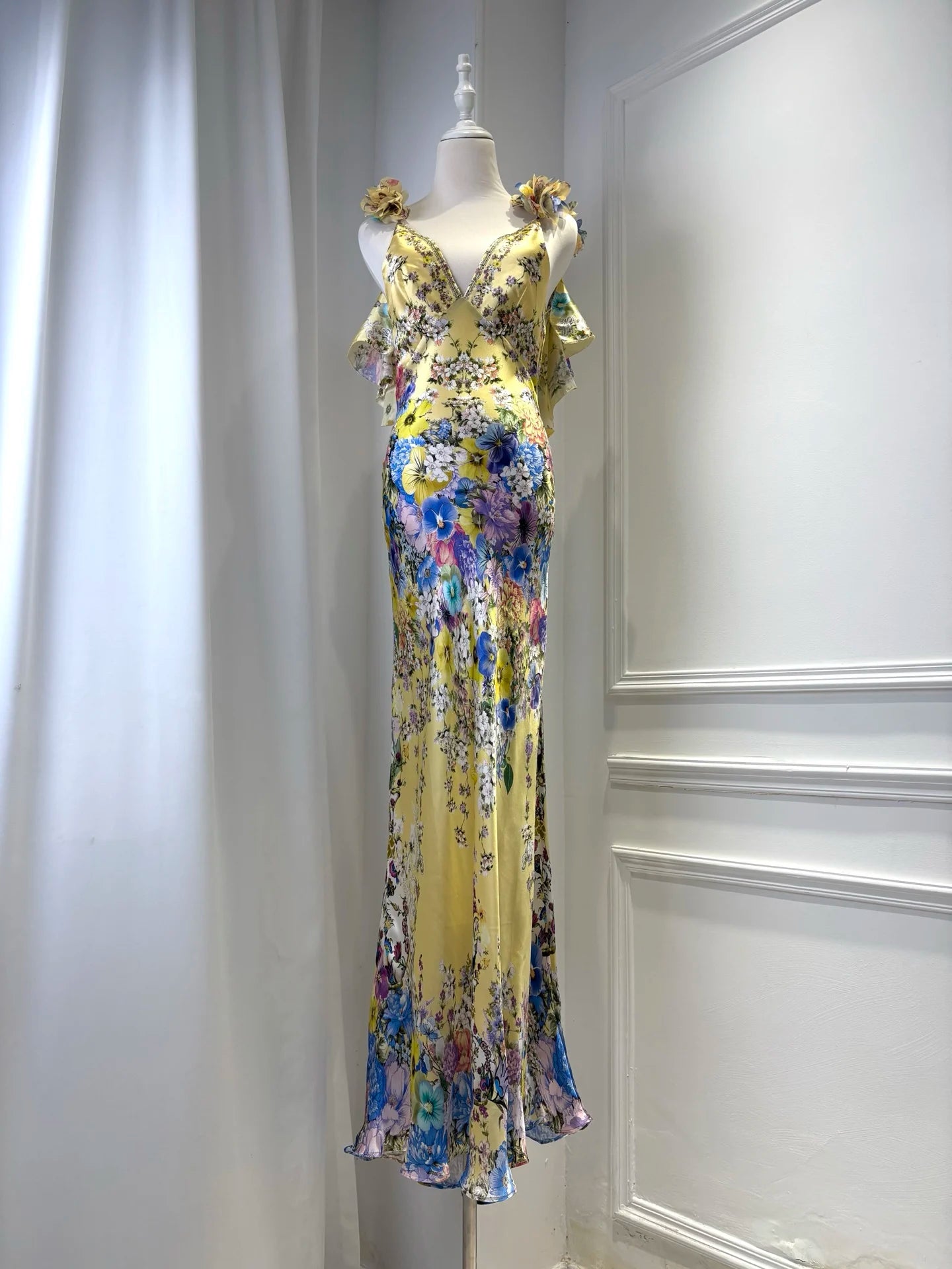 100% Silk Women Floral Print Sling Robe V-Neck Sleeveless High Waist Elegant Slim Yellow Maxi Dress