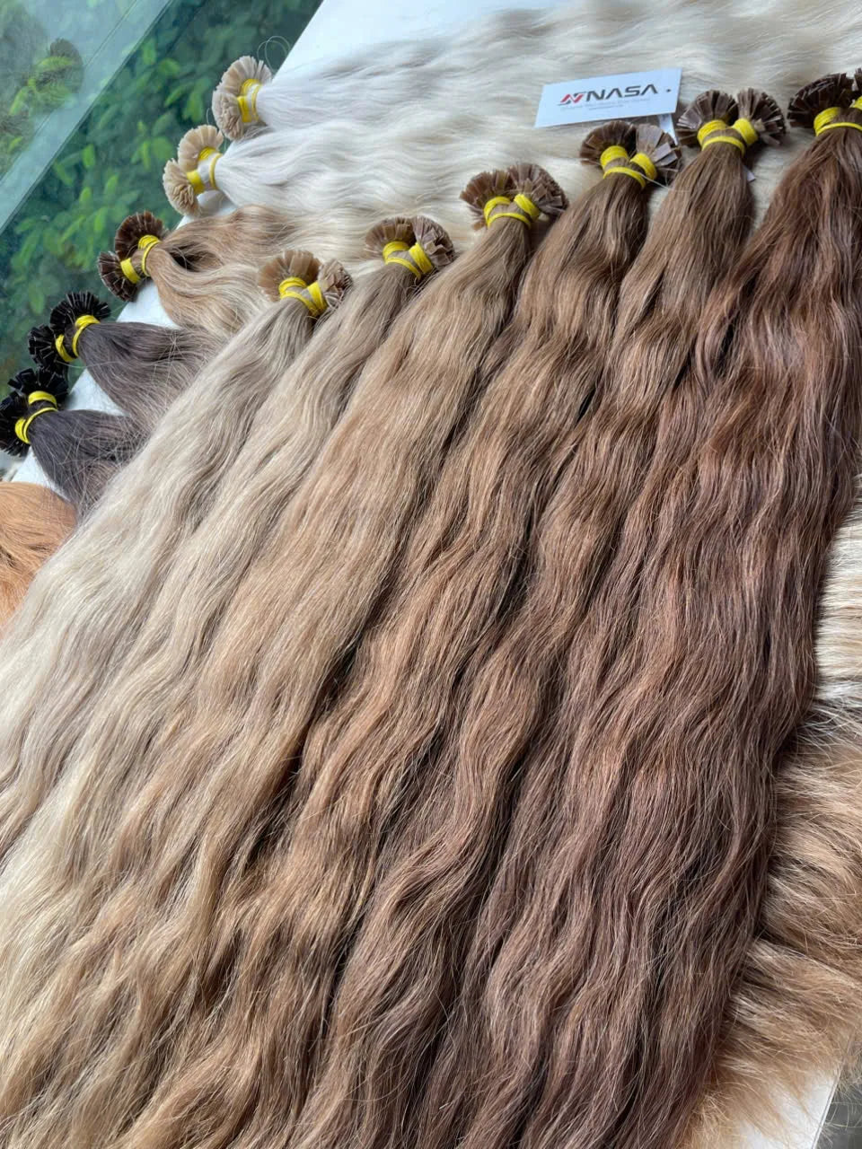 Keratin Tip Double Drawn Vietnamese Raw Hair Extensions Light Brown Color Natural Wave Styles 50 cm 60 cm 100 Grams