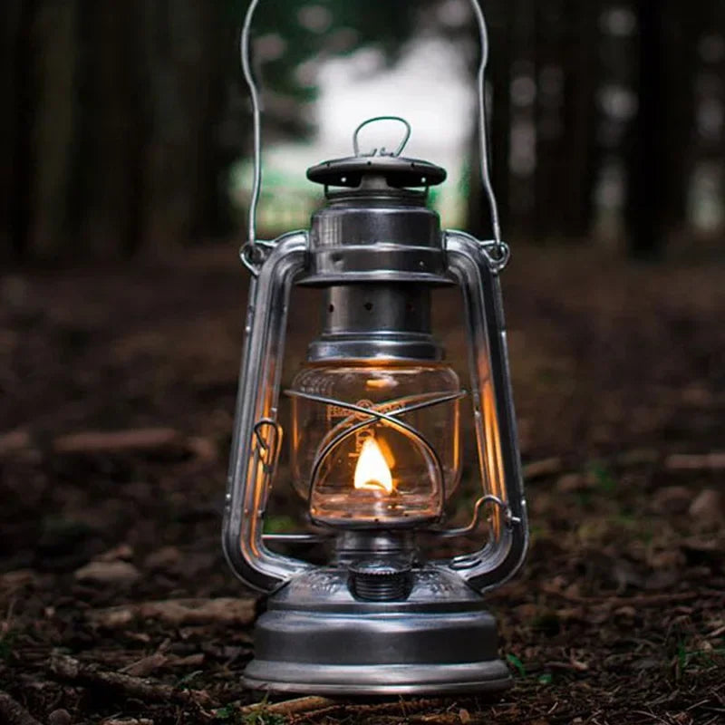 Outdoor Camping Tent Lights Old Lamps Vintage Camping Ambient Lights Portable and Hangable Camp Lantern