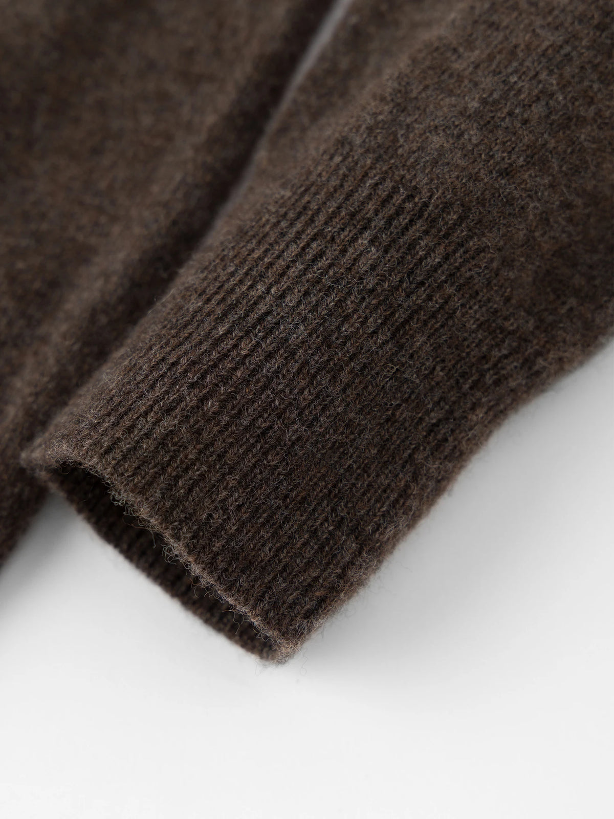 FSLE 100% Wool Seamless One-piece Knit Shirt Sweater For Women Autumn Winter New Design Wool Crew Neck Versatile Casual Sweater
