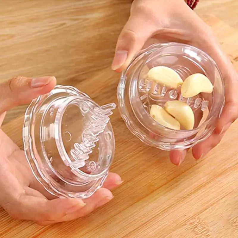 Kitchen Multifunctional Garlic Crusher Manual Garlic Press Roll Crusher Chopper Home Appliance Kitchen Gadgets Accessories
