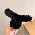 Winter Faux Fur Hair Claws for Women Elegant Acrylic Crab Barrette Hairpin Girls Hair Accessories Furry Headwear Hair Claw Clip