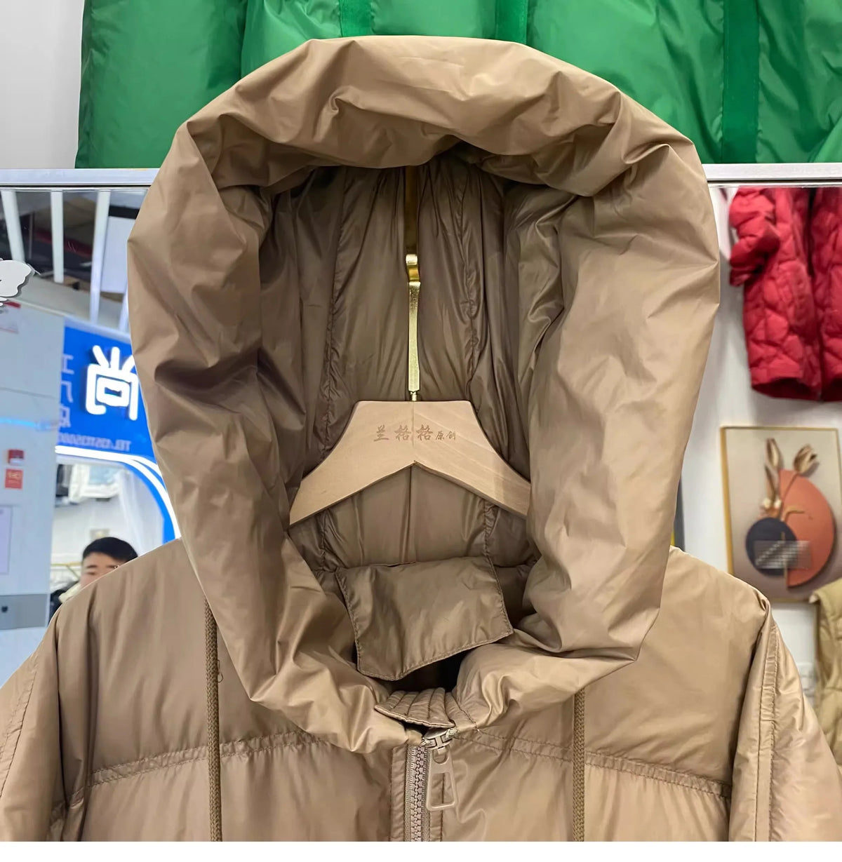 2025 New Winter Women 90% White Duck Down Jacket Casual Loose Over Size Warm Parka Female Drawstring Hooded Puffer Coat