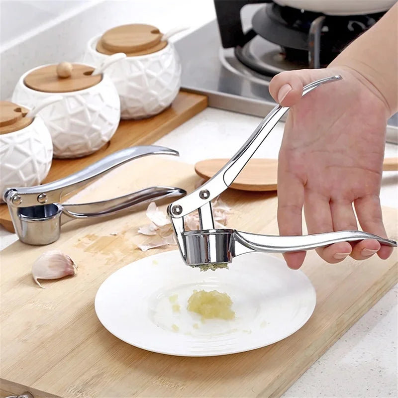 Kitchen Helper Gadgets Useful Professional Garlic Kosh High Quality Smooth Crushing Easy Clean Handle Vegetable Fruit Crusher