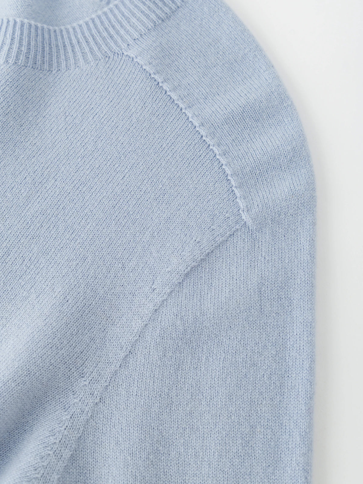 FSLE 100% Wool Seamless One-piece Knit Shirt Sweater For Women Autumn Winter New Design Wool Crew Neck Versatile Casual Sweater