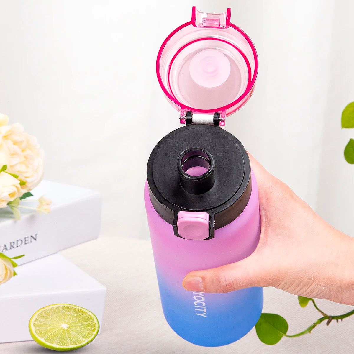 750ml Tritan Frosted Gradient Water Bottle for Drinking Portable Sport Tea Coffee Cup Kitchen Tools Kids Water Bottle School