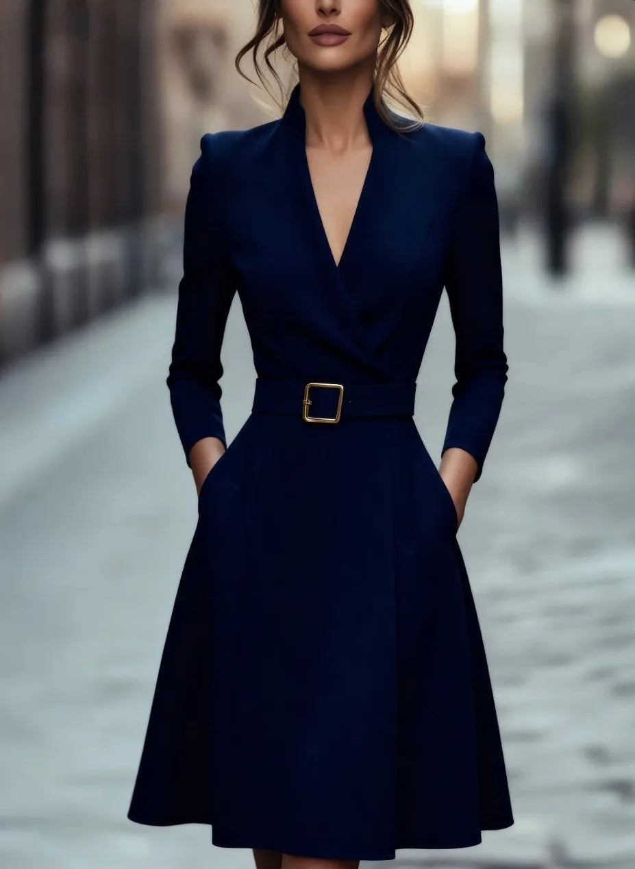 European and American solid color V-neck waist-cinching long-sleeved autumn and winter dress with a wide skirt for women