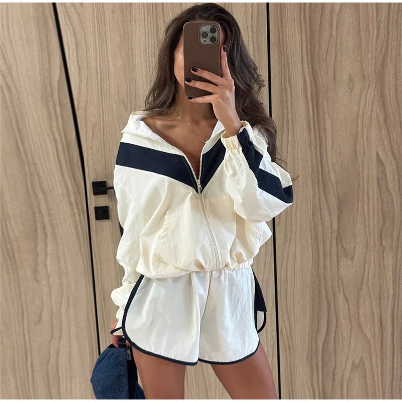 Fashion Contrast 2 Piece Short Set Women's Stand Collar Zip Lightweight Jacket Loose Mini Shorts 2026 New Lady Casual Outfit