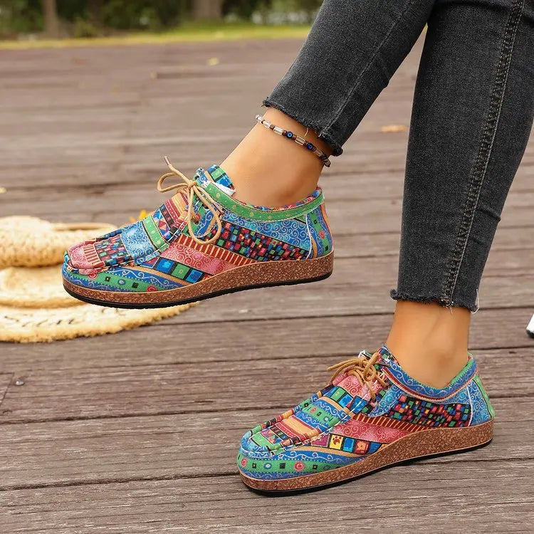 Spring 2025 Women's Printed Canvas Shoes Flat Platform Casual Toe Loafers Breathable Autumn Fashion Sneakers
