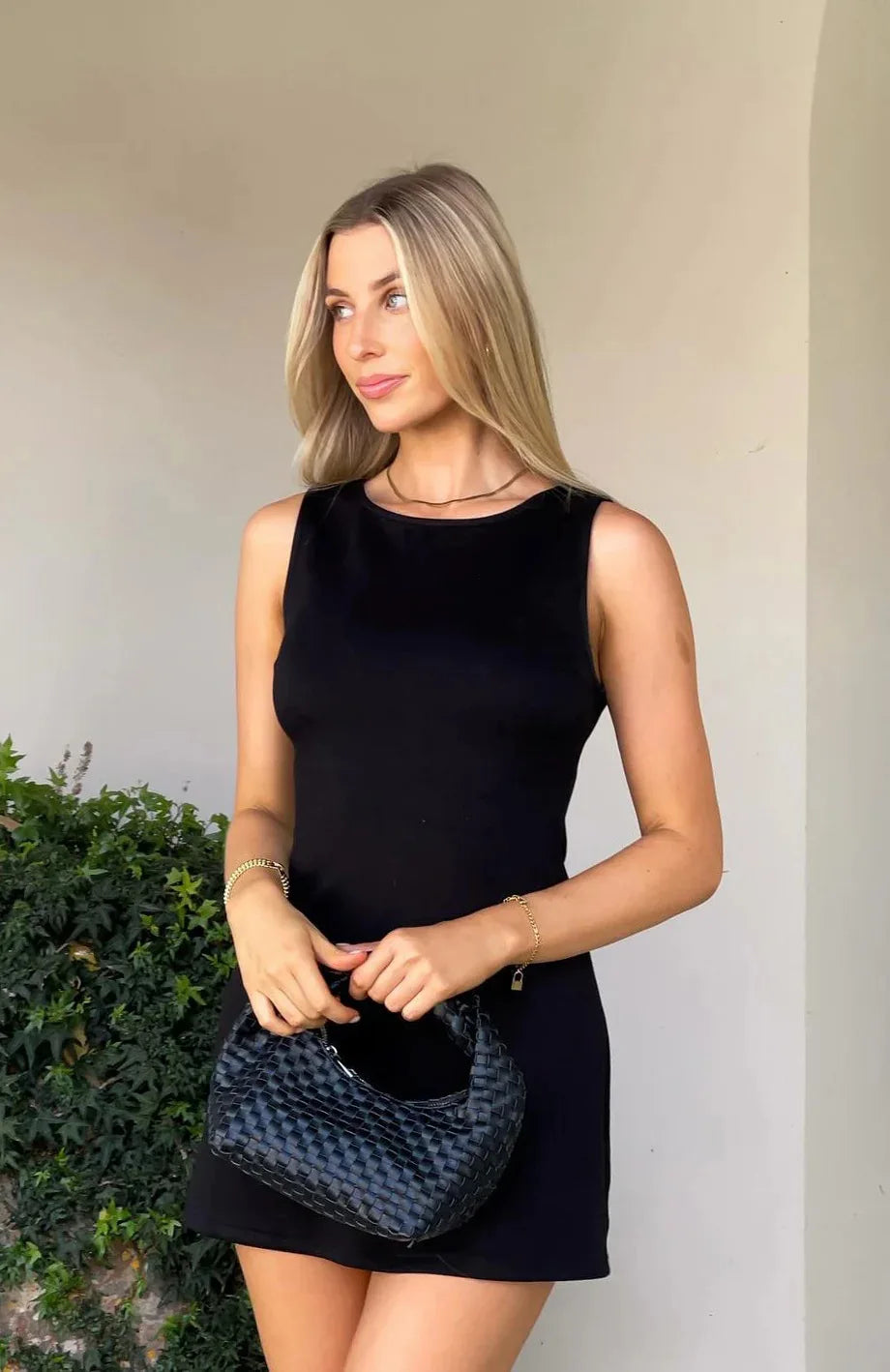 2026 New Women's Casual Bodycon Mini Dress Solid-colour Sleeveless Crew-neck Slip Dress, Party, Date or Dinner Short Skirt