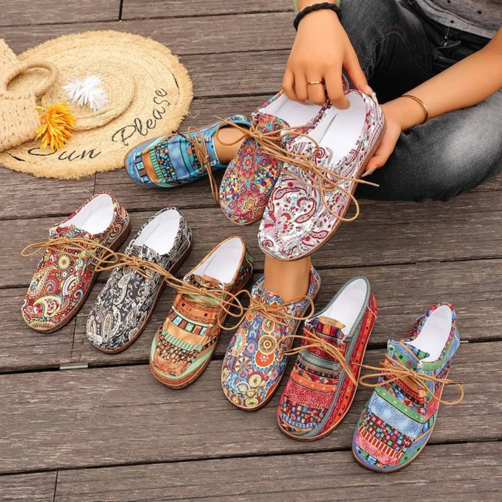 Spring 2025 Women's Printed Canvas Shoes Flat Platform Casual Toe Loafers Breathable Autumn Fashion Sneakers
