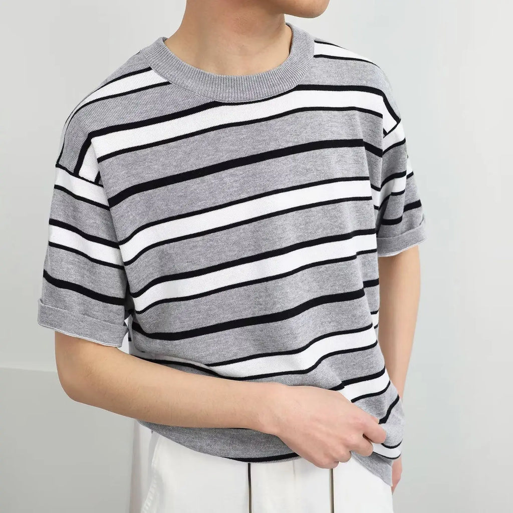Retro American Casual Short-sleeved T-shirt for Men Round Neck Short-sleeved T-shirt Base Shirt for Summer New Stripes for Men