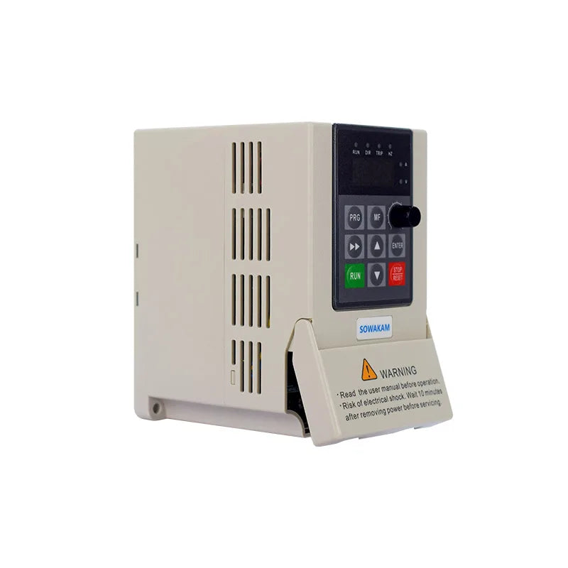 Solar VFD 220V 0.4/0.75/1.5/2.2KW 3 Phase Motor Speed Controller DC200-400V Input Variable Frequency Drive Converter Inverter