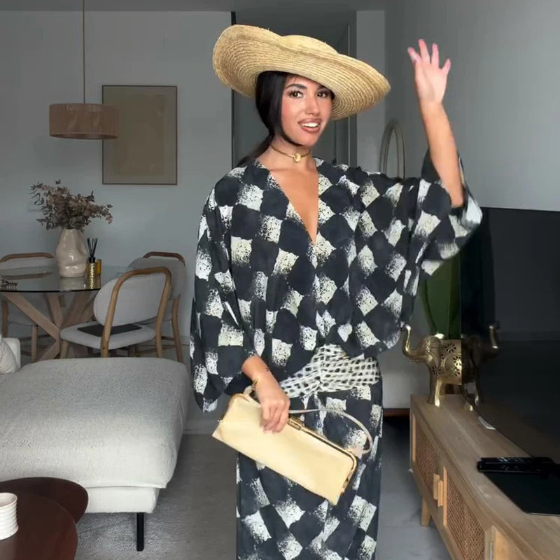 V-Neck Loose Waist Cinched Long Dress Woman Contrasting Colors Short Sleeve Pleated Maxi Dresses Chic Vacation Women's New Dress