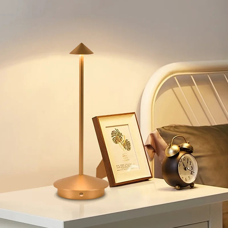 Creative Dining Touch Led Hotel Bar Coffee Pina pro Table Lamp Rechargeable Table Lamp Lampada Da Tavolo Decorative Desk Lamp