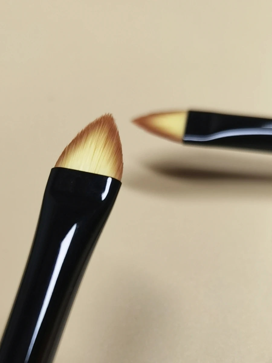 Triangle Concealer Makeup Brush Cosmetic Liquid Foundation Contour Cream Beauty Brushes Face Make Up Tools