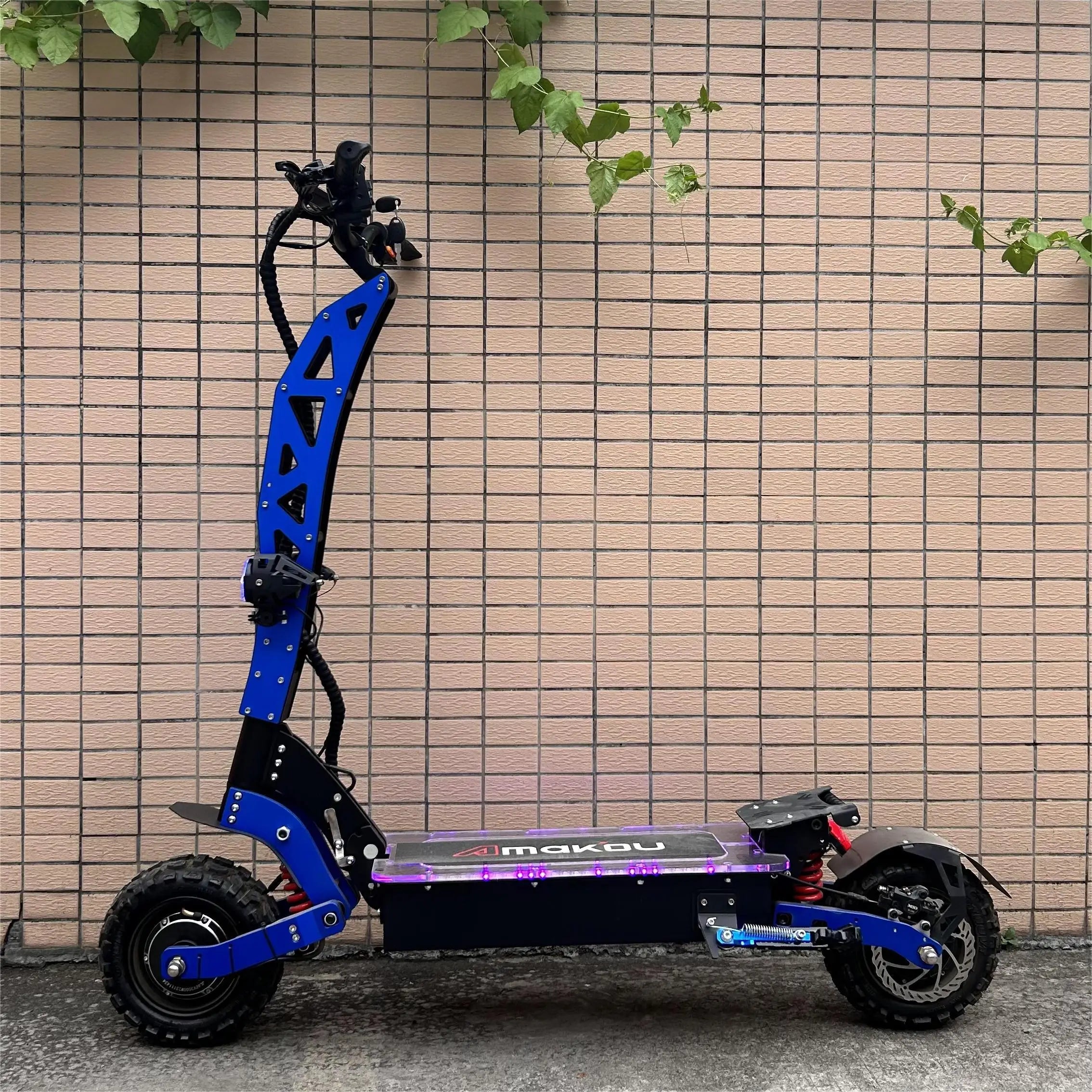 E8P 6000W Dual Motor 60V 40AH Electric Scooter 11 inch Off-Road Tyres with Seat Max Speed 85-90km/hLCD Display Foldable Escooter