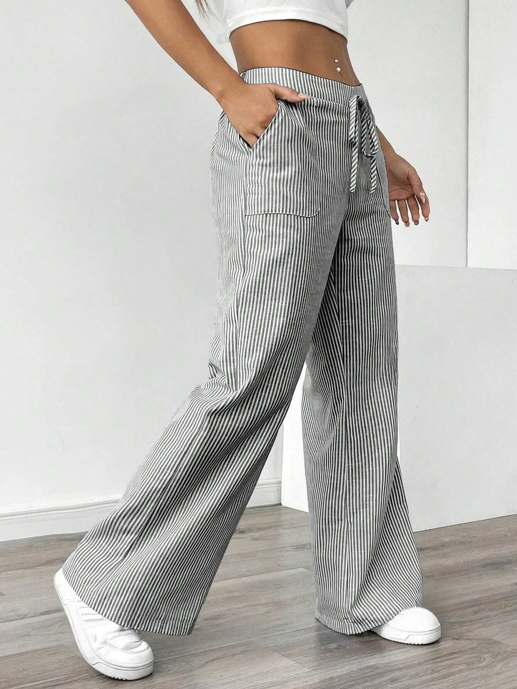 Ladies' Striped Elastic Waist Straight Leg Trousers With Pockets Summer Casual Long Pants Soft Breathable Wide Leg Trousers