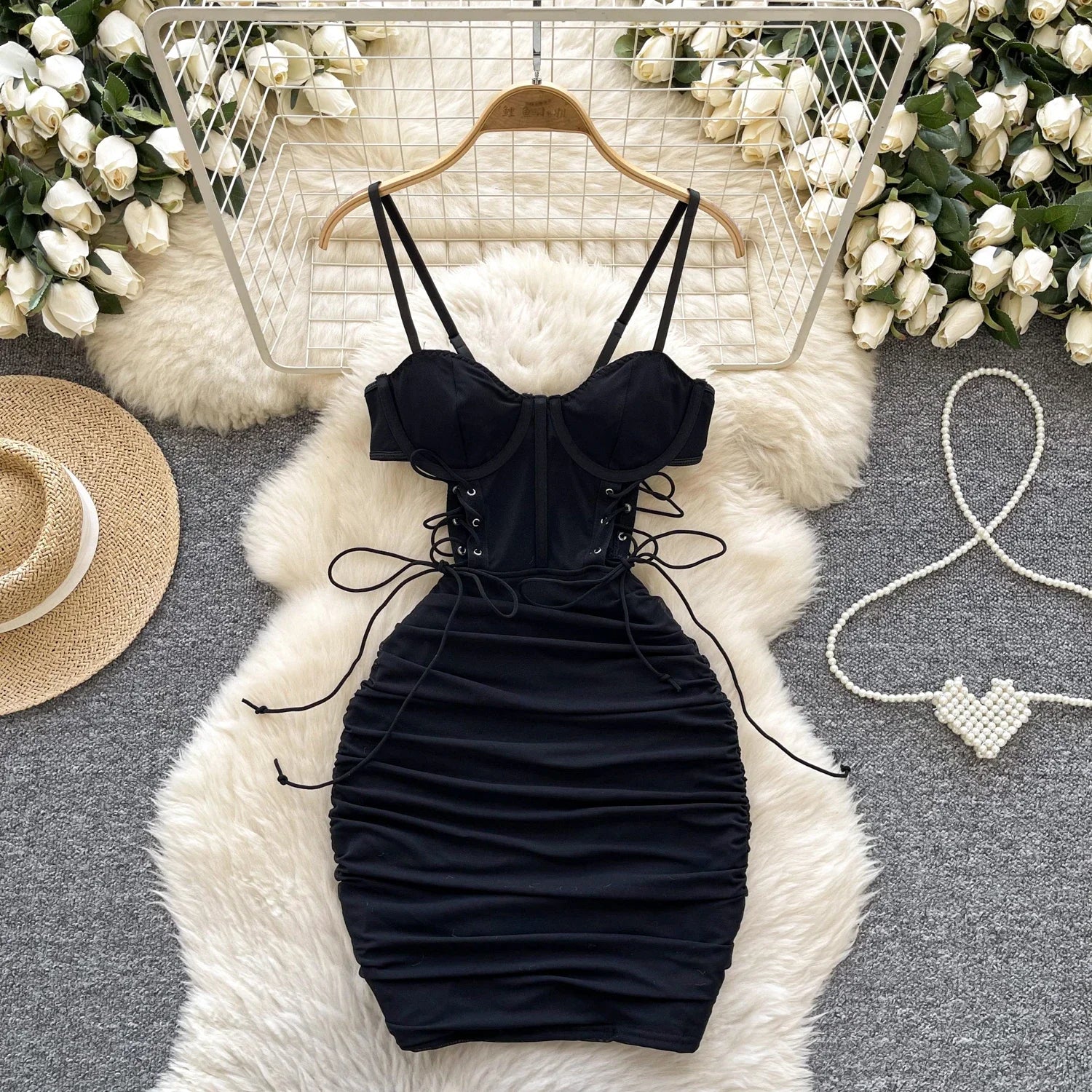 Foamlina Ins Sexy Hollow Out Sling Dress with Exposed Waist Bandage Pleated Slim Fit Bodyocn Girl's Photo Date Short Dress