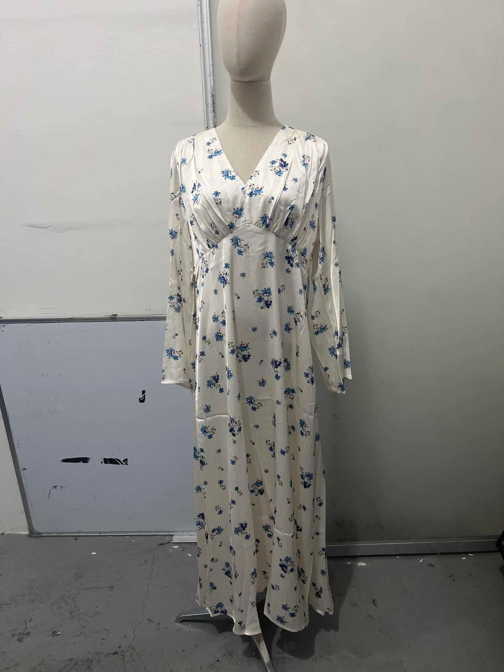 Organza Floral Printed Maxi Dress Women V Neck High Split Puff Sleeve Waist Cinching Ruffle Long Dresses Vacation Summer Outfits