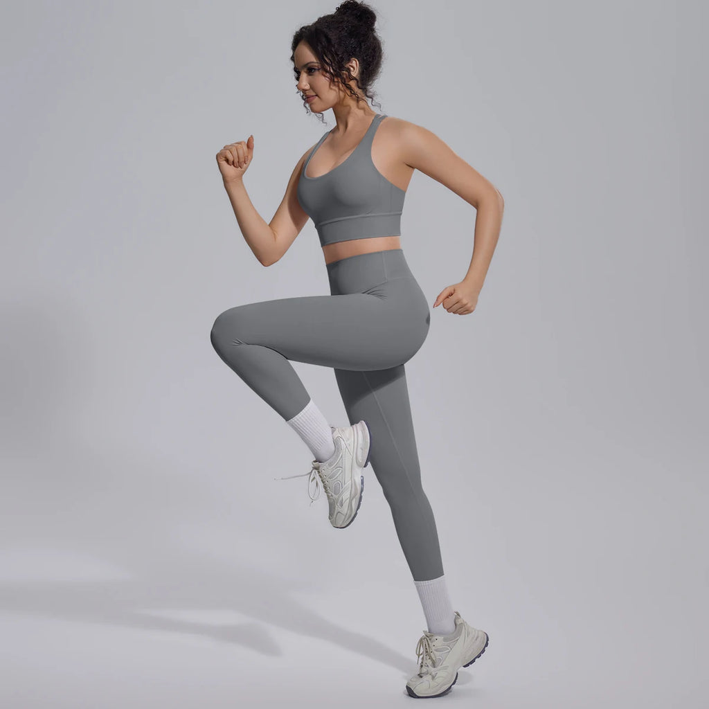 New Yoga Set for Woman Summer Gym Sports Running Bra Top Breathable Peach Buttocks Women Leggings Solid Color Yoga Set