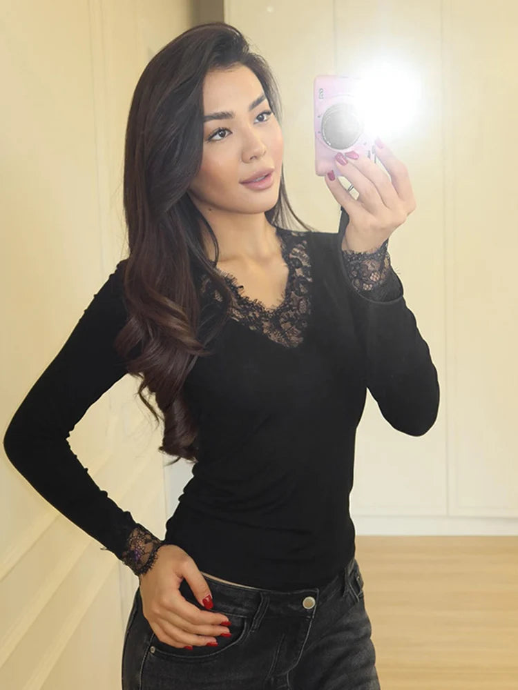 Women's V-neck Lace Splicing Top European American Style Casual Wear Autumn New Waist Exposed Fashionable Umbilical