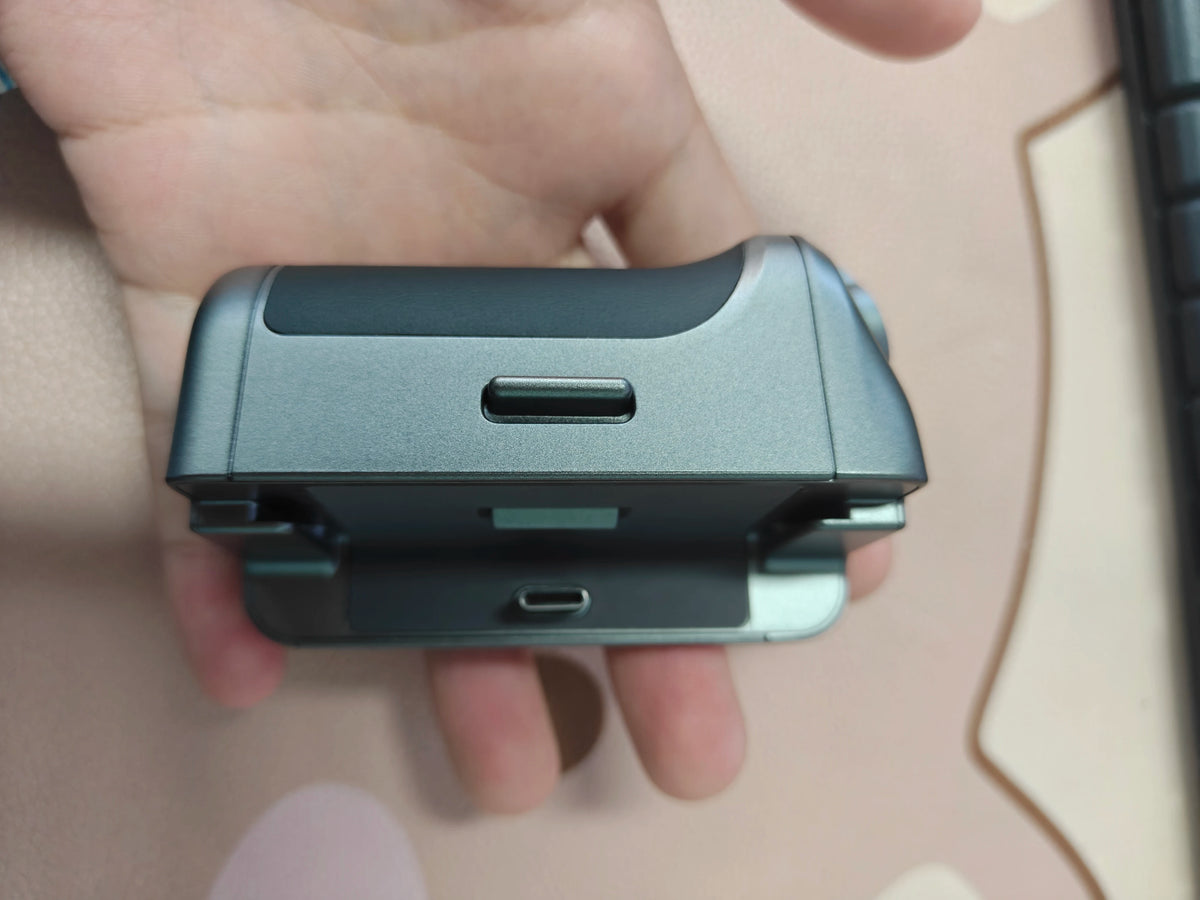 for vivo X300 Pro mobile phone hot-selling professional imaging kit, including a camera grip and phone case,in stock