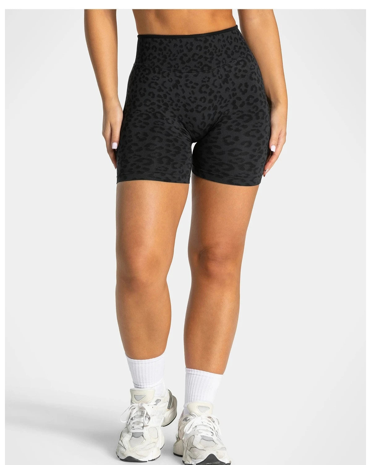 Custom LOGO women's hot-selling in high waist belly leopard print  colors seamless yoga hip lift tight running sports shorts