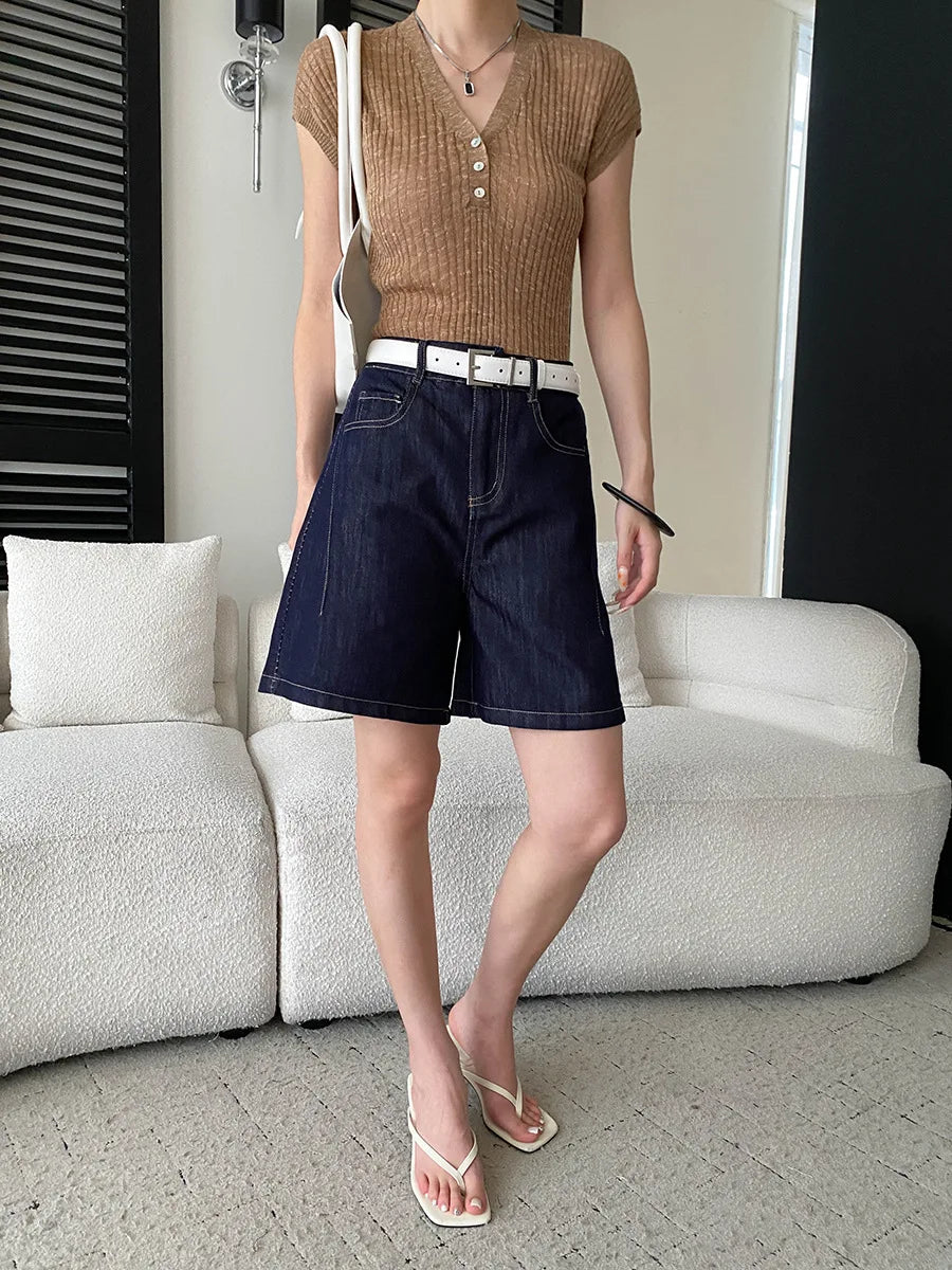 Summer women's casual solid color bright stitching wide leg denim shorts