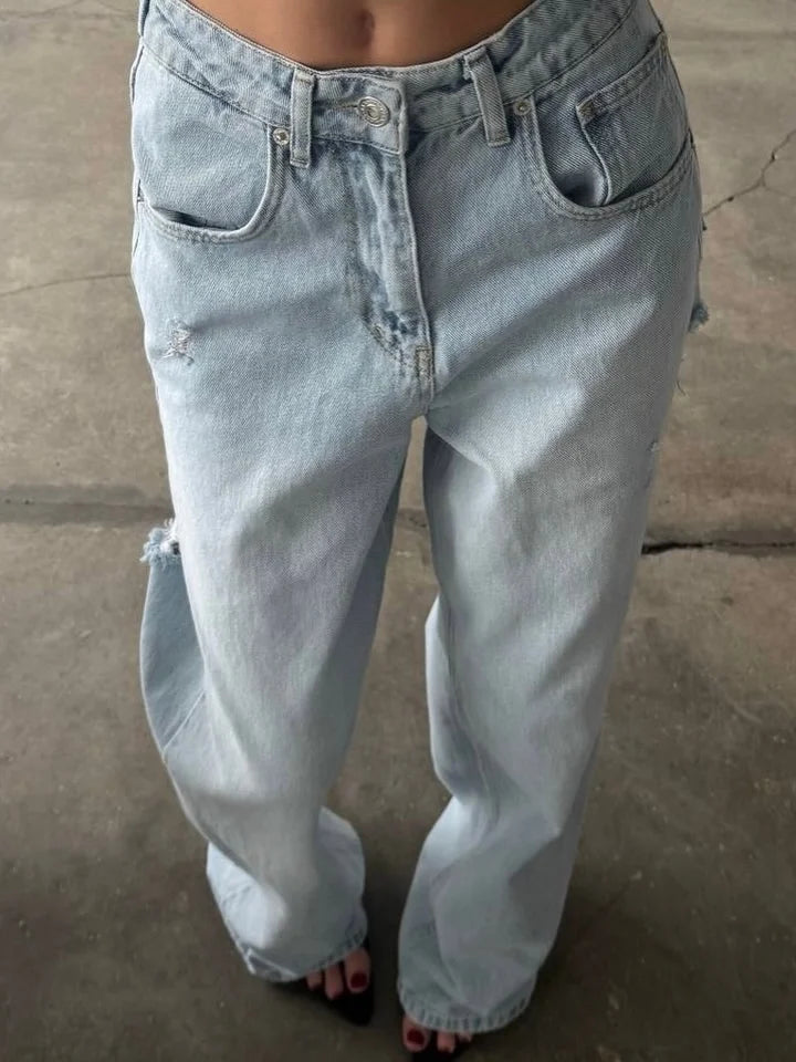 Women Embroidered Ripped Baggy Jeans Y2k Low Rise Straight Jeans Classic Regular Fit Denim Pants Casual Wide Leg Jeans Clothes