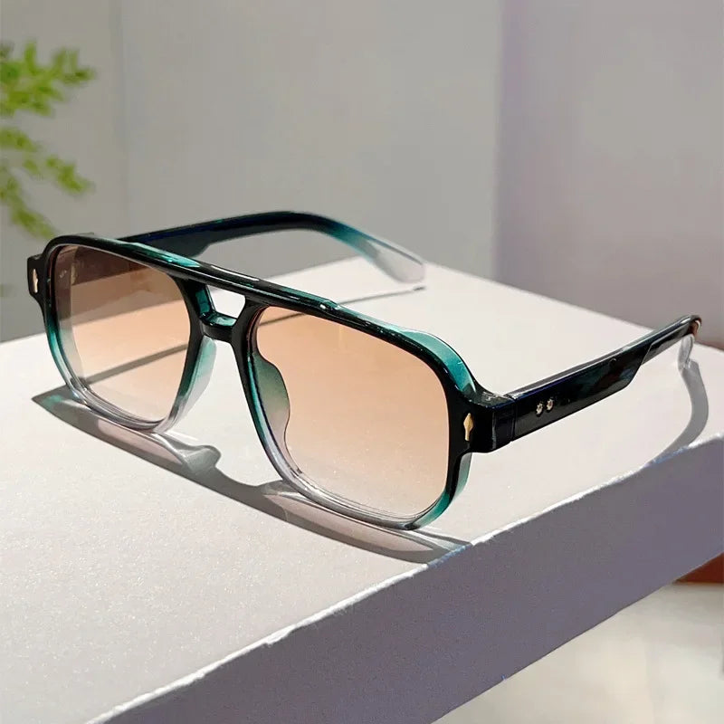 New HD Ultra Light Small Arrowhead Fashion Sunglasses UV400 Retro UV Protection Driving Street Shooting Riding Shades Eyeglasses