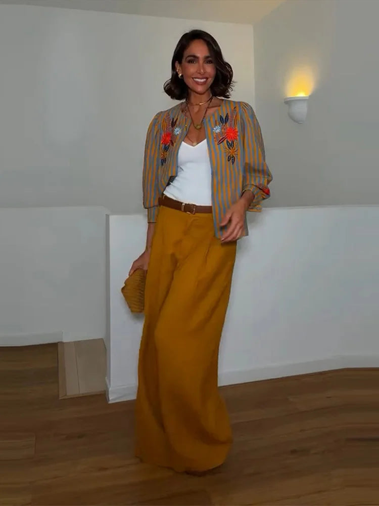 Fashion Striped Flower Embroidered Jacket Round Neck Long Sleeve Loose Coat Casual 2026 Early Autumn New Daily Ladies Clothing