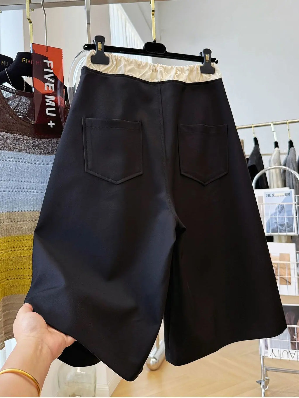 Women's Black Wide-Leg Shorts Contrast Elastic Waist Drawstring Loose Fit Casual Summer Bot