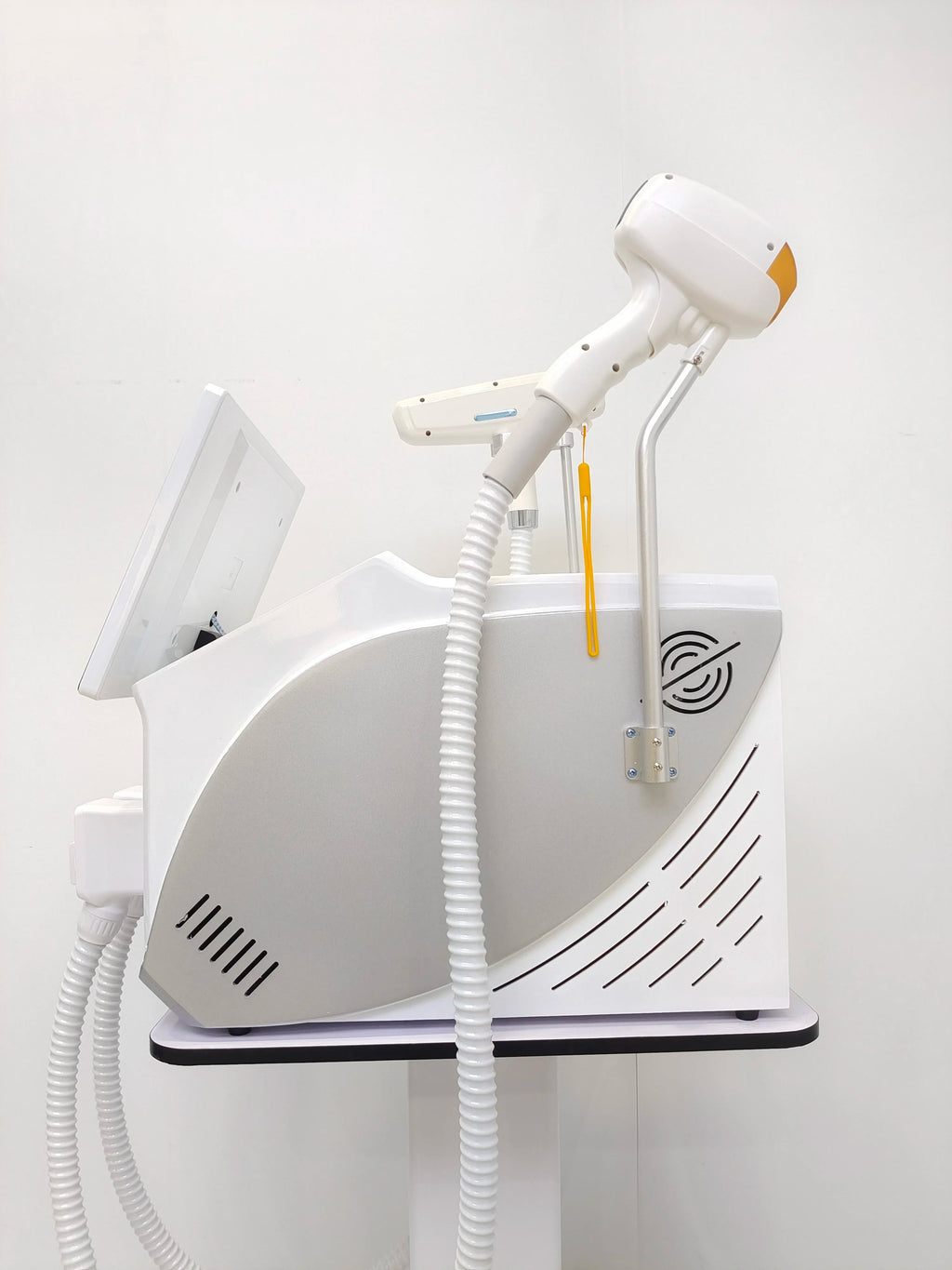2025 Portable professional 4000W Soprano Diode Ice Titanium Laser Body Hair Removal Machine 4 Waves 808nm 755 940 1064nm Device