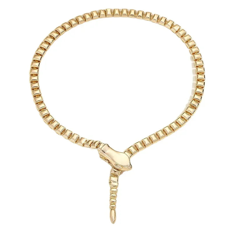 Modern Jewelry European and American Design Metal Snake Necklace For Women Party Gifts Modern Accessories Hot Selling